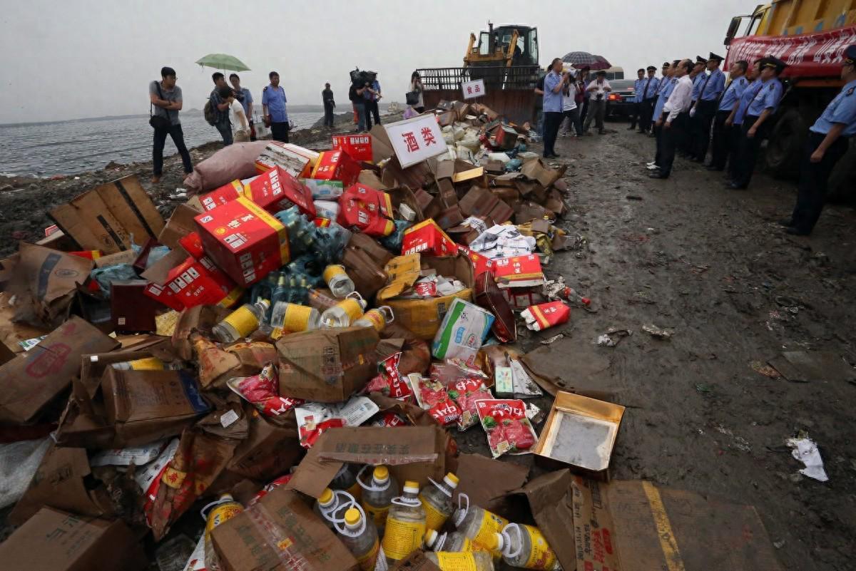 假货泛滥！利润率超2400%为何消费者仍趋之若鹜？