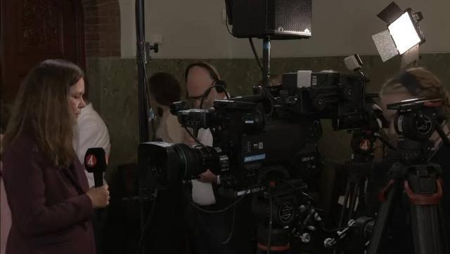 特朗普以色列议会演讲，现场爆发混乱