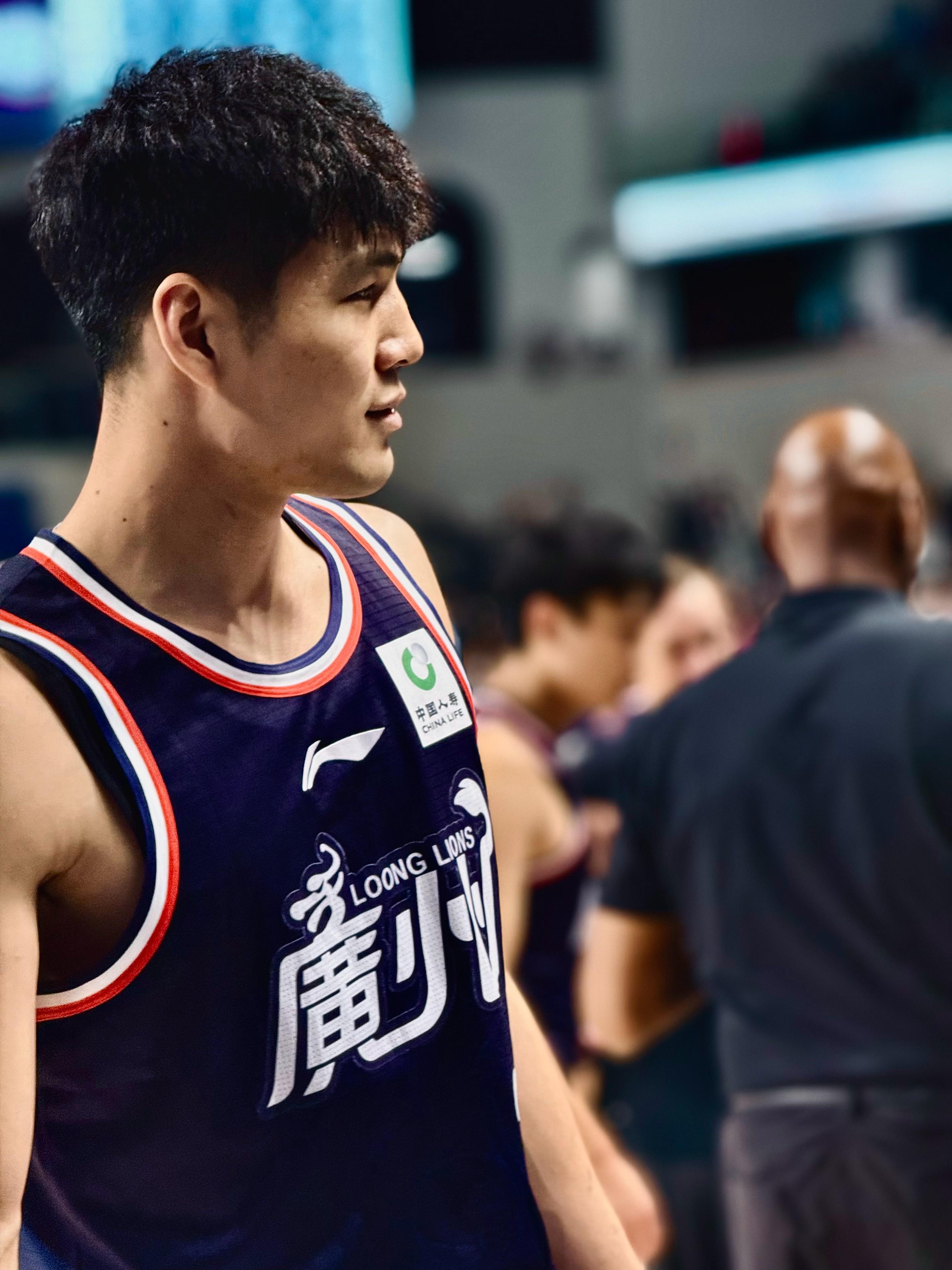 广州龙狮季前赛60分惨败森林狼，本土球员仅得24分