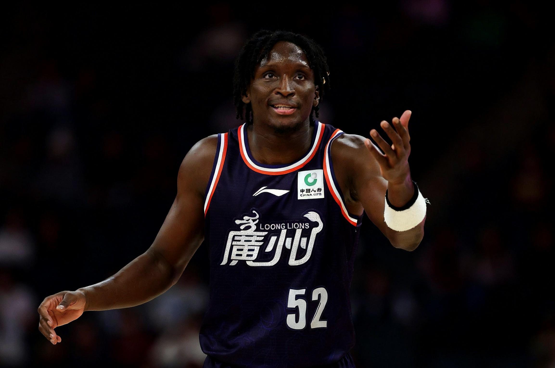 奥拉迪波季前赛首发出战28分钟，14分入账正负值-40全场最低