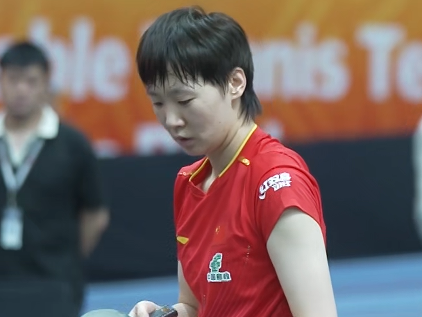 王曼昱3-1逆转金娜英！2025亚锦赛女团中国2-0领先韩国