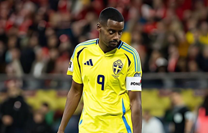 世预赛瑞典0-1负科索沃遭双杀，伊萨克直指全队低迷