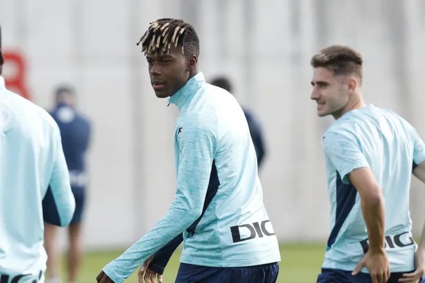 马卡报：尼科-威廉斯未参加合练，出战埃尔切成疑