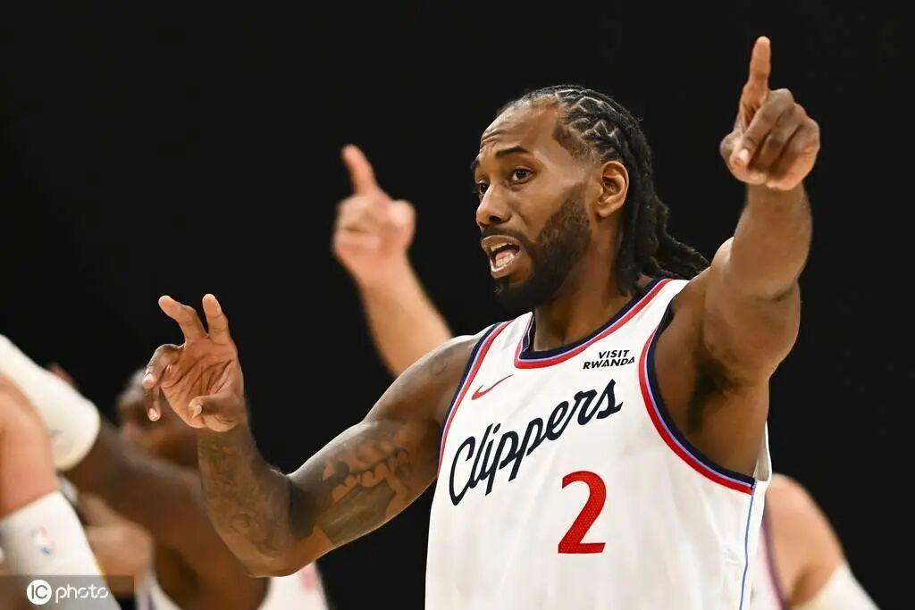 快船30天30队：灯泡组合重聚升级 阴阳合同风波冲击新赛季