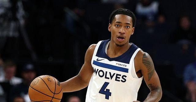 迪林厄姆27+9领衔 森林狼季前赛主场60分狂胜龙狮