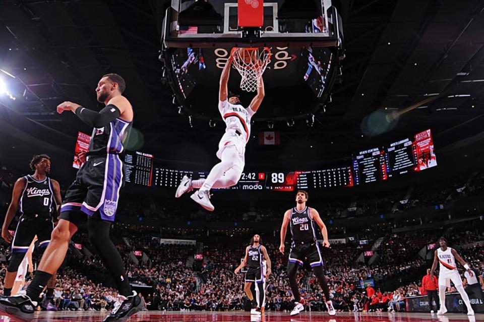 开拓者后场新星夏普：与杨瀚森配合默契，化学反应持续升温