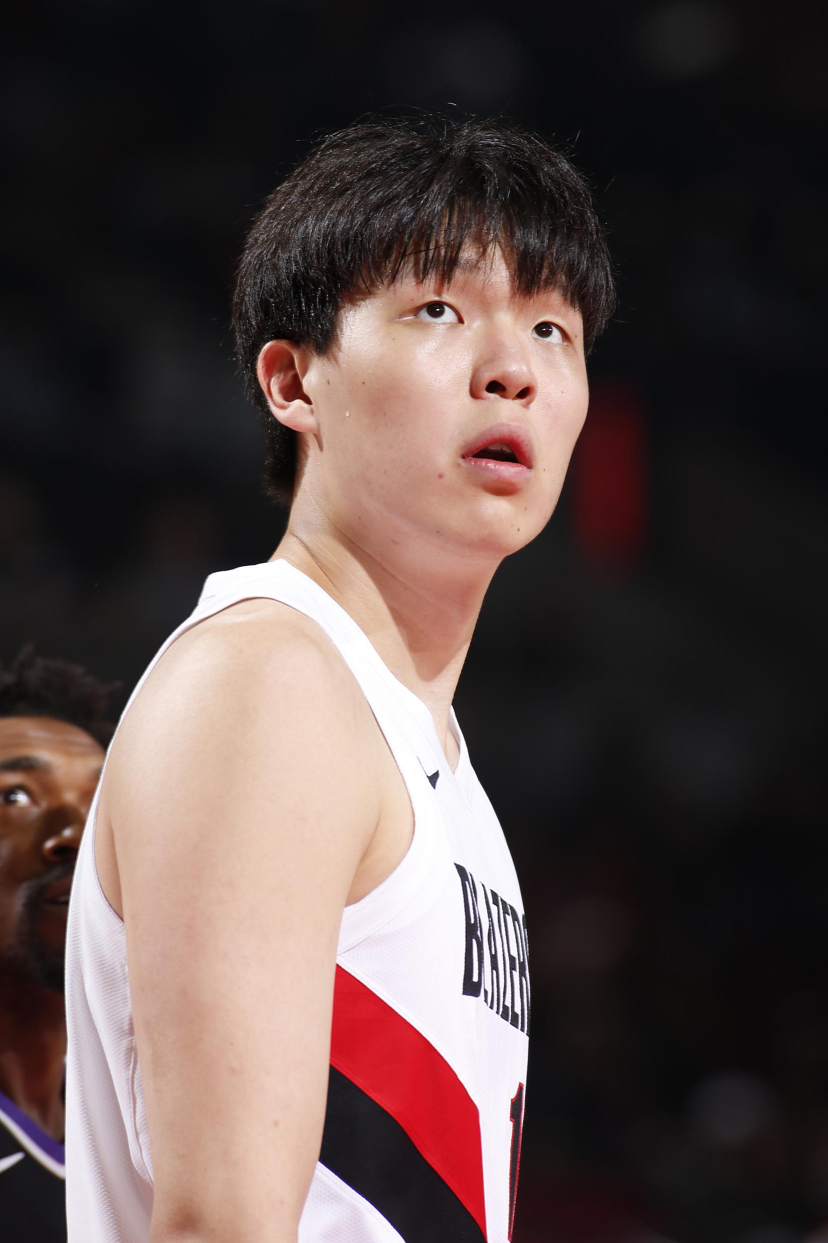 比卢普斯盛赞：杨瀚森下半场爆发，表现如火箭升空