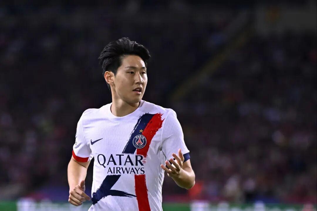 李刚仁入围2025亚足联年度最佳国际球员候选名单