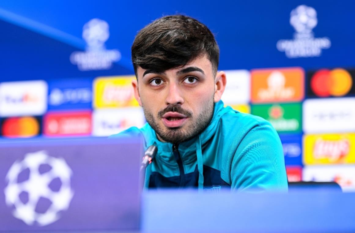 佩德里自曝：比赛日必刮胡子，妈妈监督成独特习惯