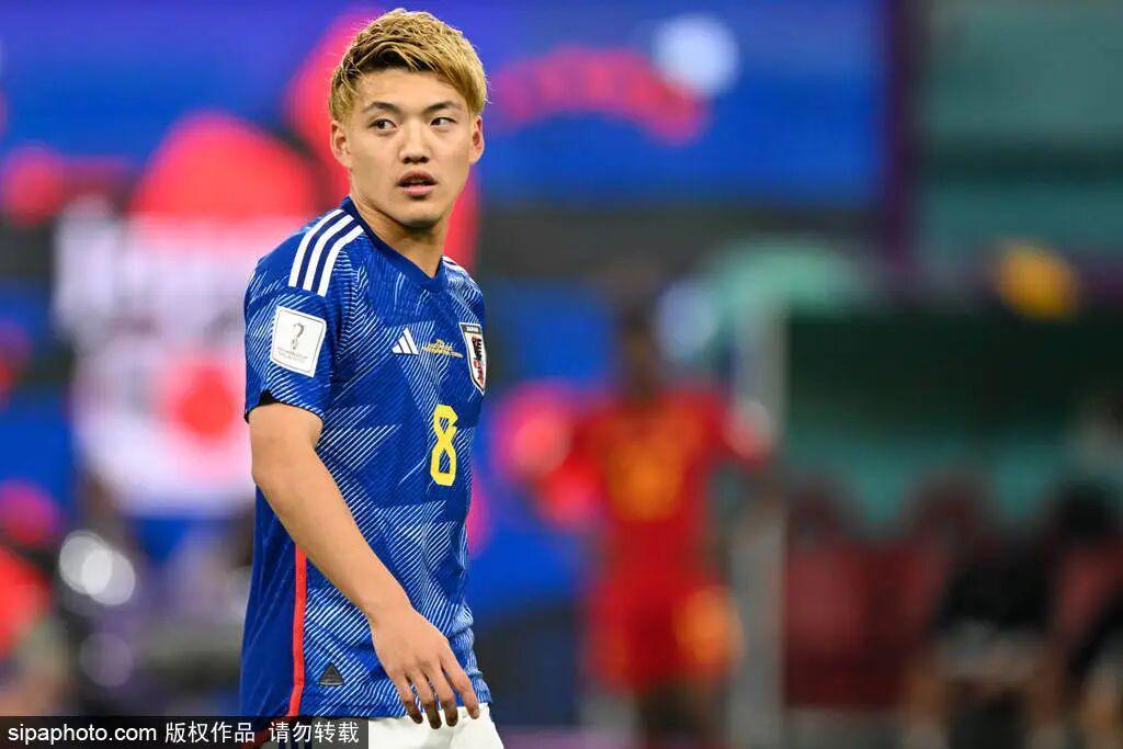 日本密集约战强队备战世界杯，国足热身赛静默引关注