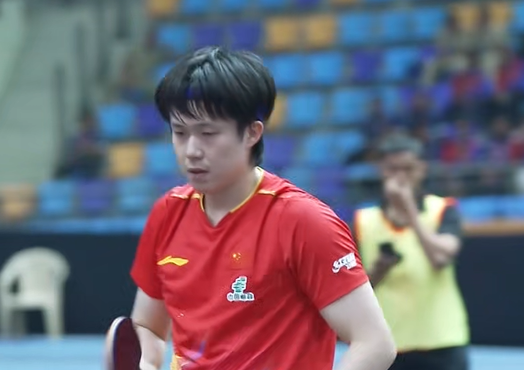王楚钦3-2险胜张本智和！男团2-2战平日本，决胜局抢攻定胜局