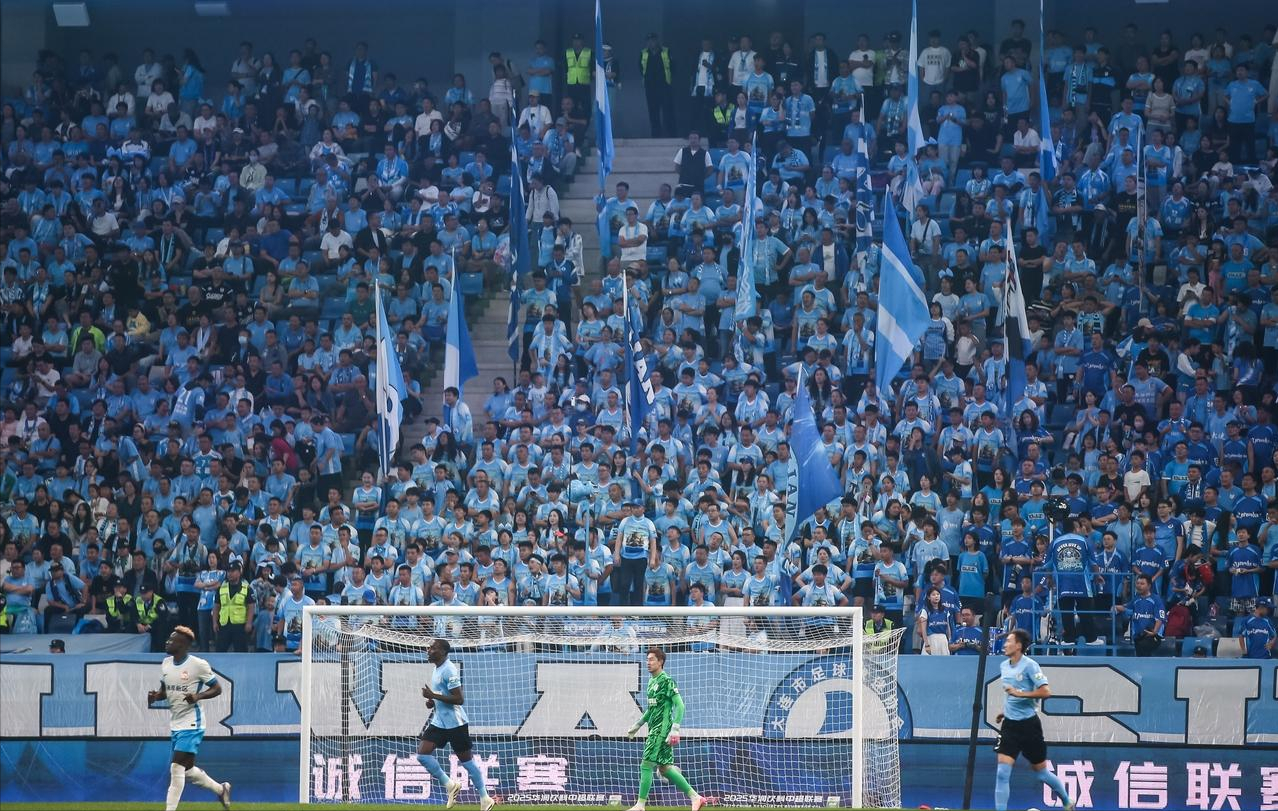 大连英博对阵武汉三镇开票在即！国际赛场三将表现回顾