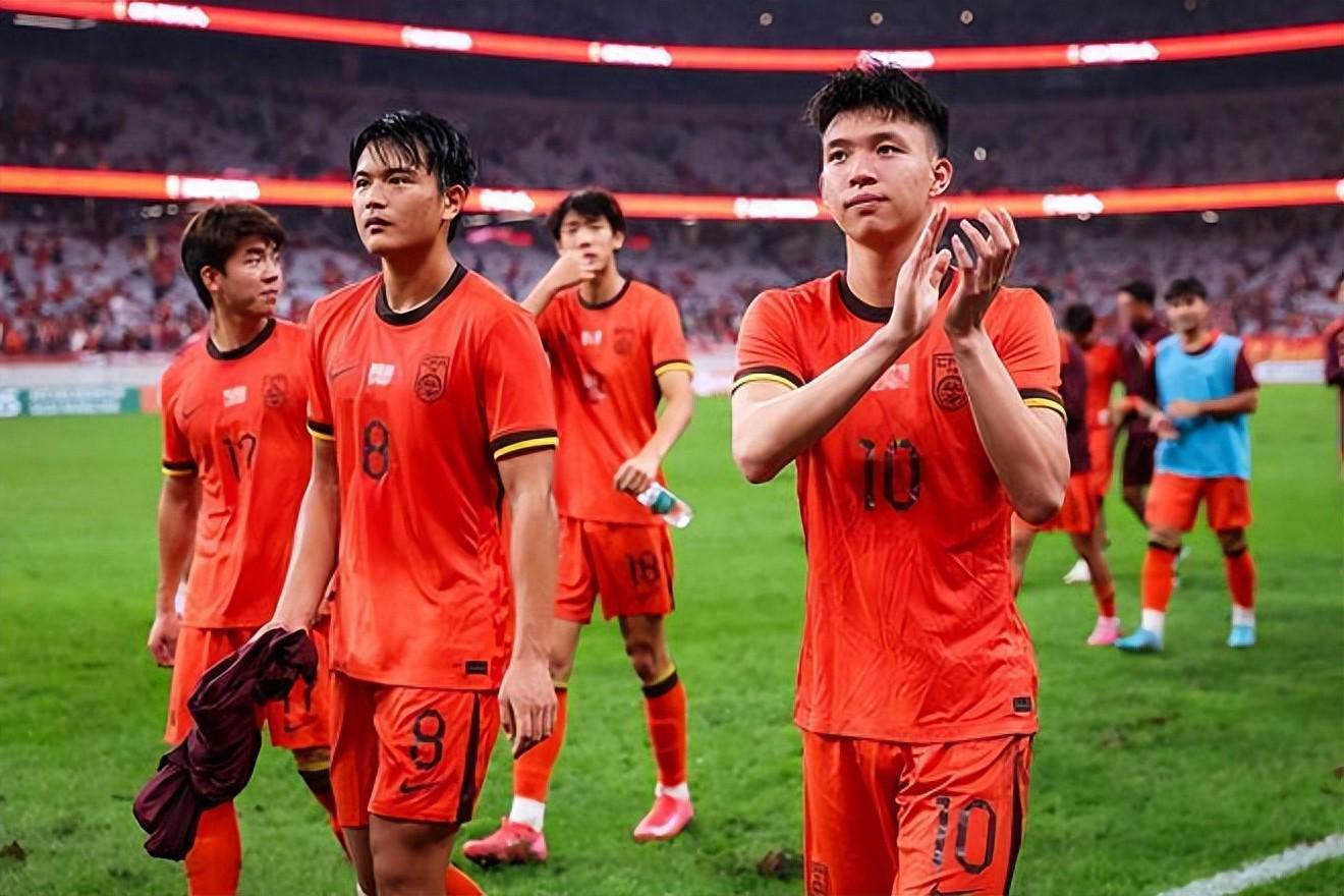 国足球迷四大遗憾！0-0平泰国背后隐藏的深层问题