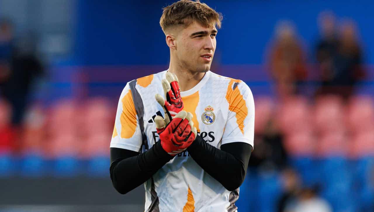 西媒：皇马青训新星冈萨雷斯崛起，或成库尔图瓦接班人