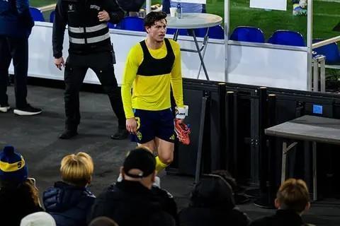 林德洛夫回应瑞典队主场被嘘：球迷有权利，但真能改变现状吗？