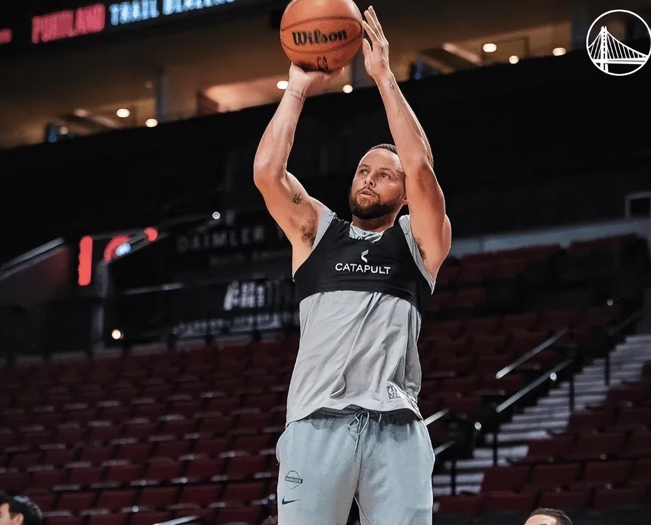 勇士季前赛力克开拓者！库里28分领衔，霍福德库明加成惊喜