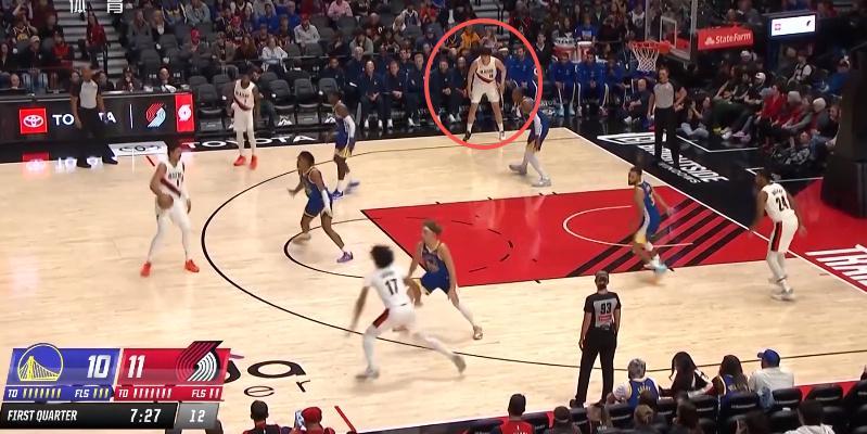 媒体人解析：杨瀚森站位优化助其降低控球难度