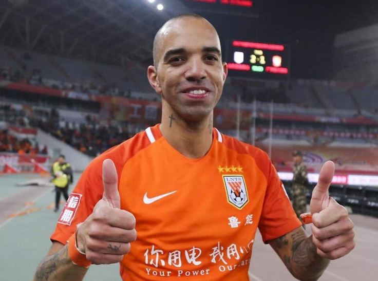 前中超巨星自曝：4年狂赚2亿，保障未来40年无忧生活