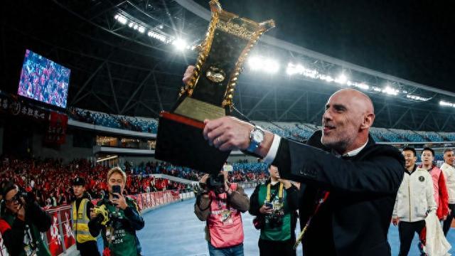 新民体育丨穆斯卡特或离海港？格拉斯哥流浪者抛橄榄枝