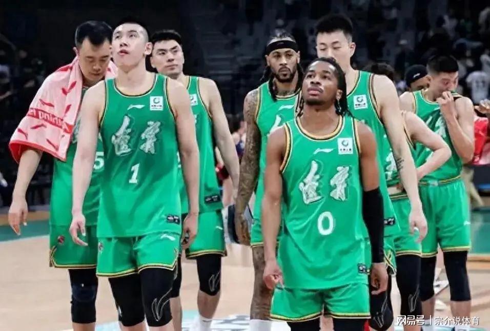 CBA突发！顶级强队退赛，中国篮球面临新挑战