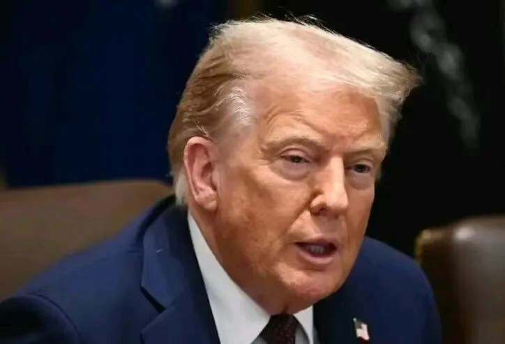 特朗普对华施压遭中方8字回应：不愿打，但也不怕打