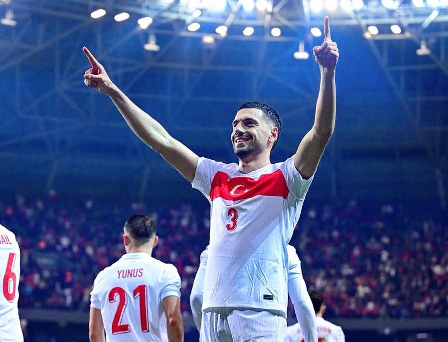 罗马诺：德米拉尔合同将到期引多队关注，吉达国民积极续约