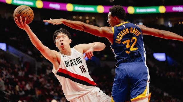 杨瀚森三分进化引爆赛场 能否成NBA内线新标杆？