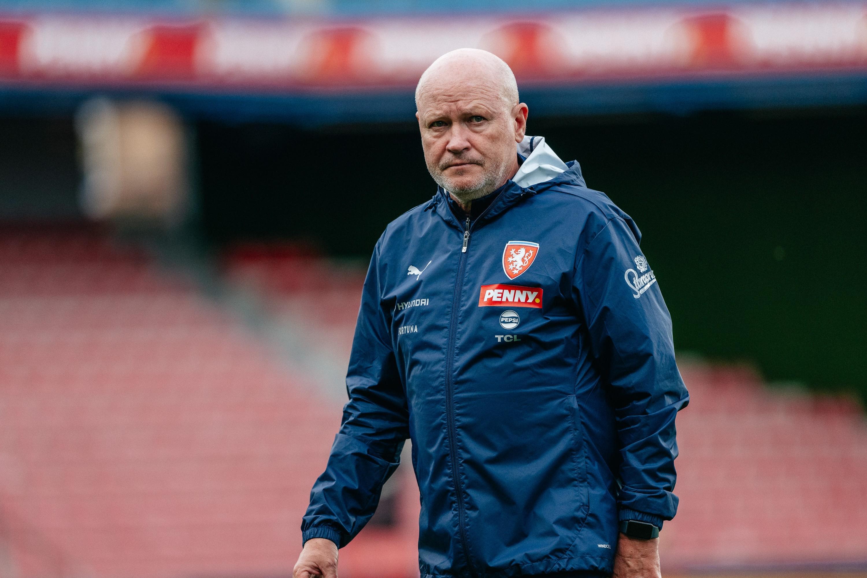 捷克队主帅哈谢克下课 世预赛爆冷不敌法罗群岛成导火索