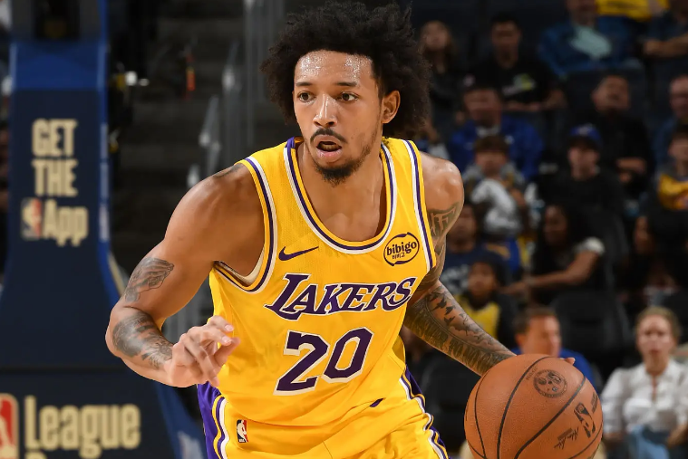 湖人后场新援小尼克·史密斯：季前赛展现潜力，未来可期？