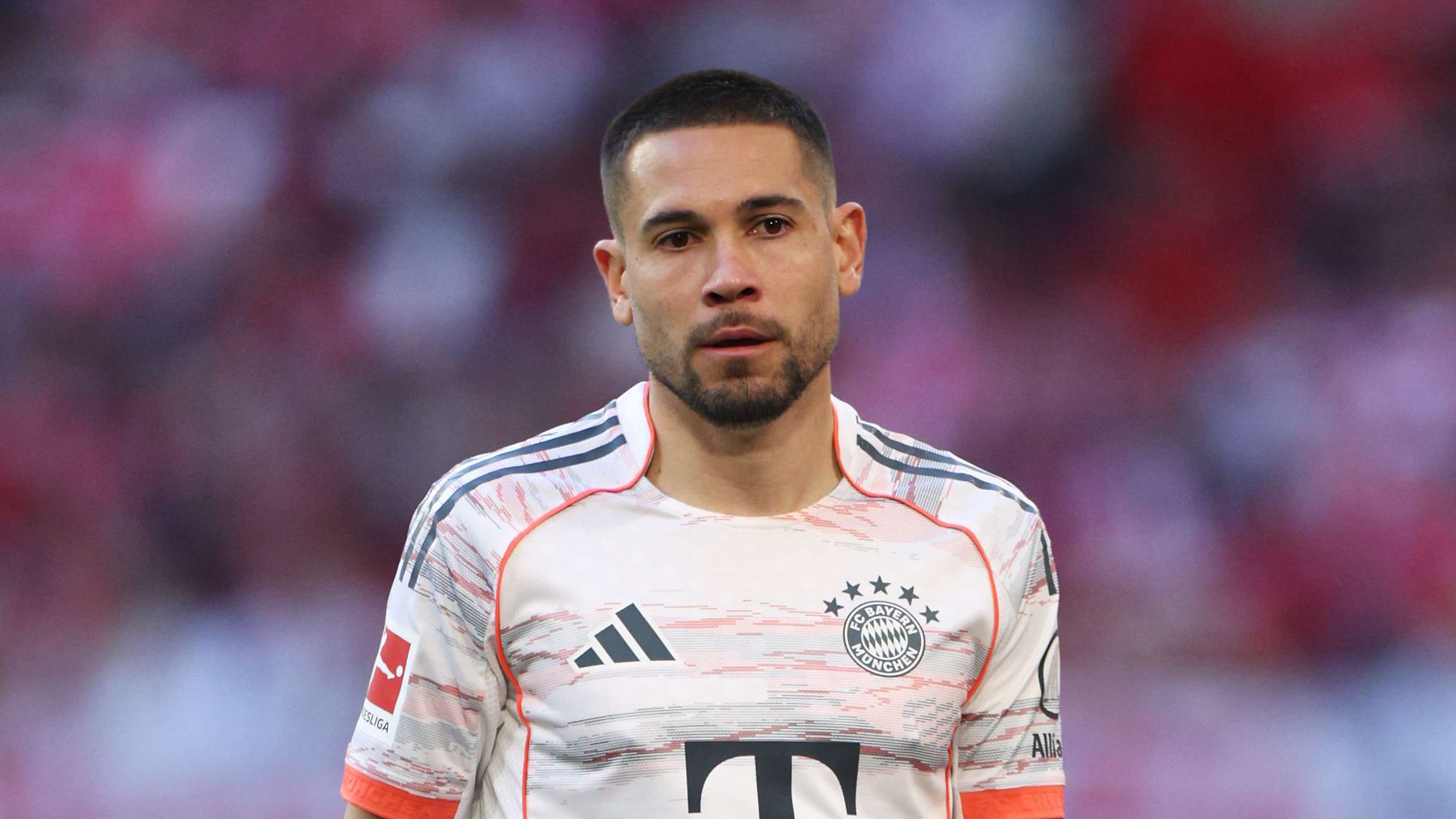 拜仁确认冬窗不卖格雷罗，明年春季将与经纪人会谈