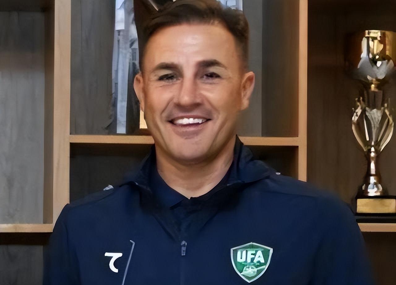 卡纳瓦罗谈韦世豪：国足低迷的深层原因与训练误区