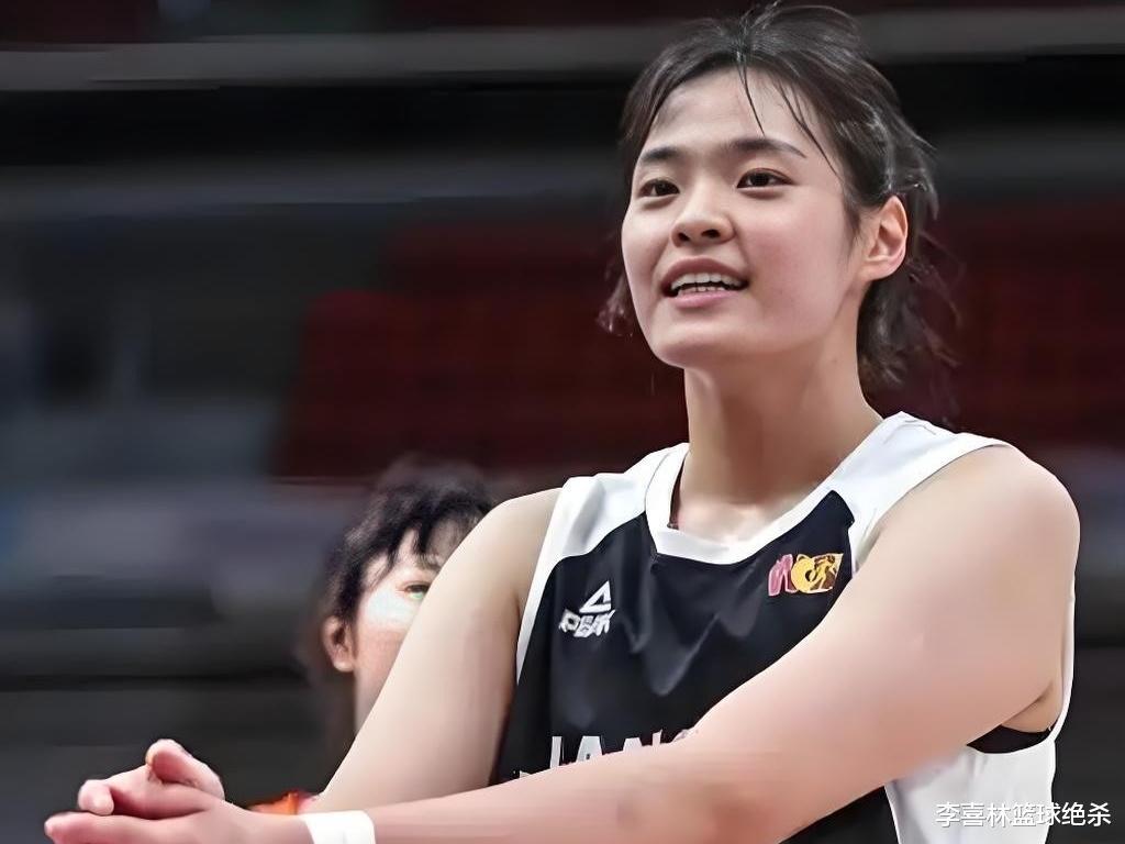 13分钟狂砍16+3！26岁2米女篮新星许晨妍崛起，能否撼动韩旭地位？