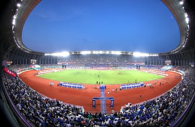 业余足球赛事能否诞生国脚？职业教练：专业差距难跨越