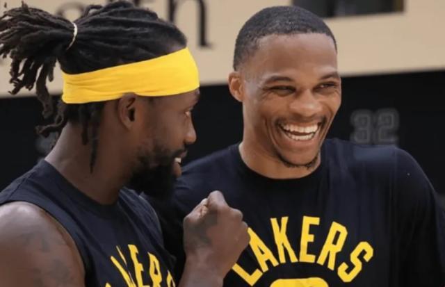 贝弗利炮轰湖人：毁掉韦少职业生涯，使其沦为底薪球员