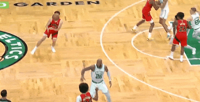 季前赛惊现绝平反绝杀！绿军猛龙上演极限对决