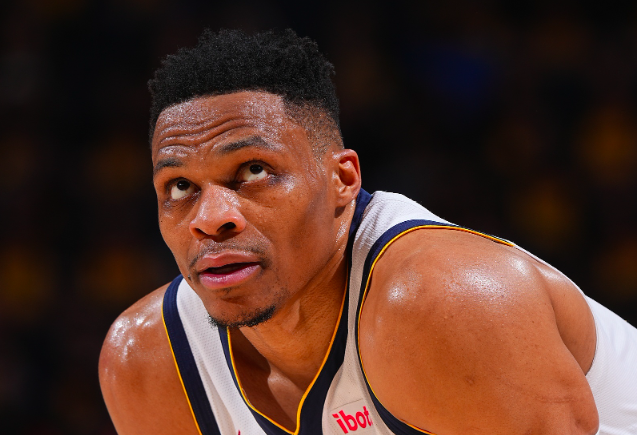 NBA一夜动态：威少加盟国王，詹姆斯伤情更新，快船再变阵