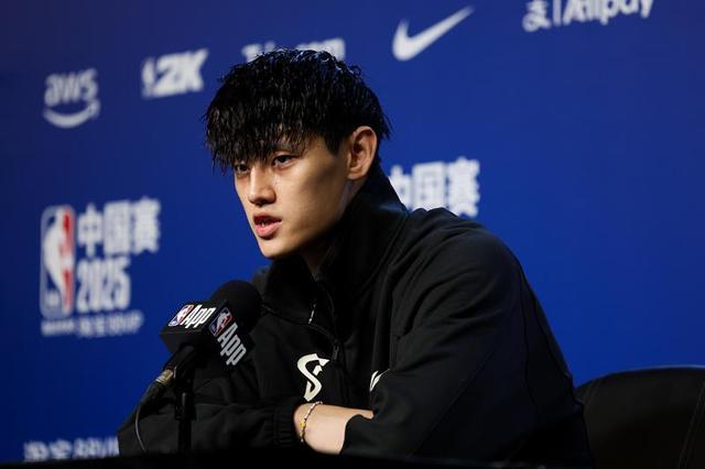 曾凡博遭NBA篮网裁员后，未来职业道路何去何从？