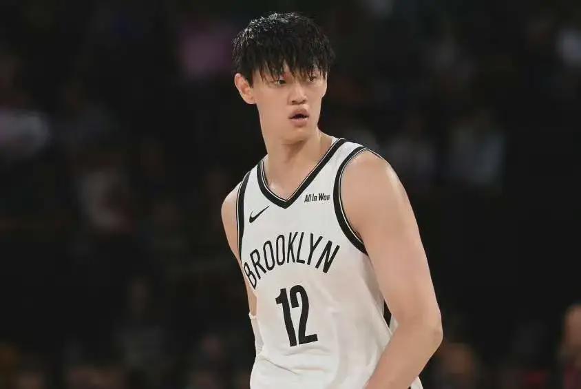 篮网官宣裁掉曾凡博！22天NBA体验卡结束，未来何去何从？