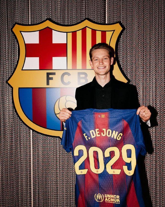 亚马尔顶薪揭秘：拉波尔塔当年赶走梅西的真相