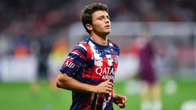 巴黎圣日耳曼伤情更新：登贝莱康复中，内维斯康复计划延长