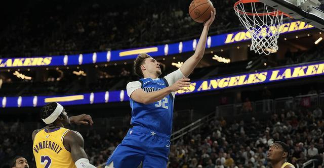 库珀·弗拉格谈控卫首秀：需提升时间判断与防守专注度