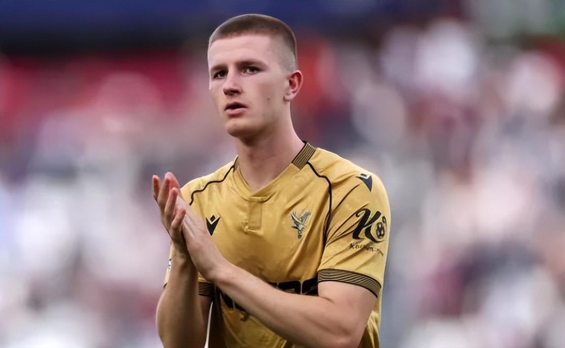 21岁英格兰中场新星沃顿引豪门疯抢，6000万镑转会费成焦点