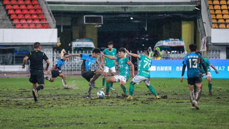 观山湖区：以足球为笔 绘就城市发展新画卷