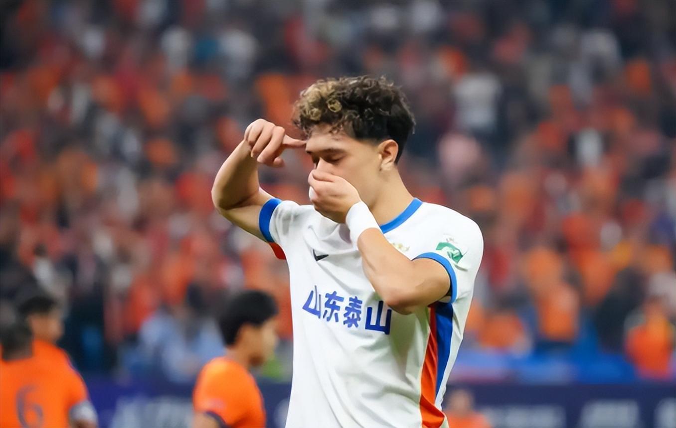 山东泰山五外援出征浙江，李小恒归队高准翼复出，后防新星崛起