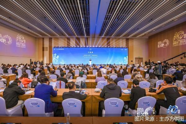 2025国际冬季运动博览会盛大启幕，冰雪产业迎来新机遇