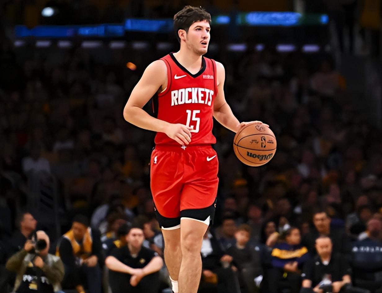 29+6+6+4断3帽！谢泼德季前赛爆发 休媒盛赞其攻防全能