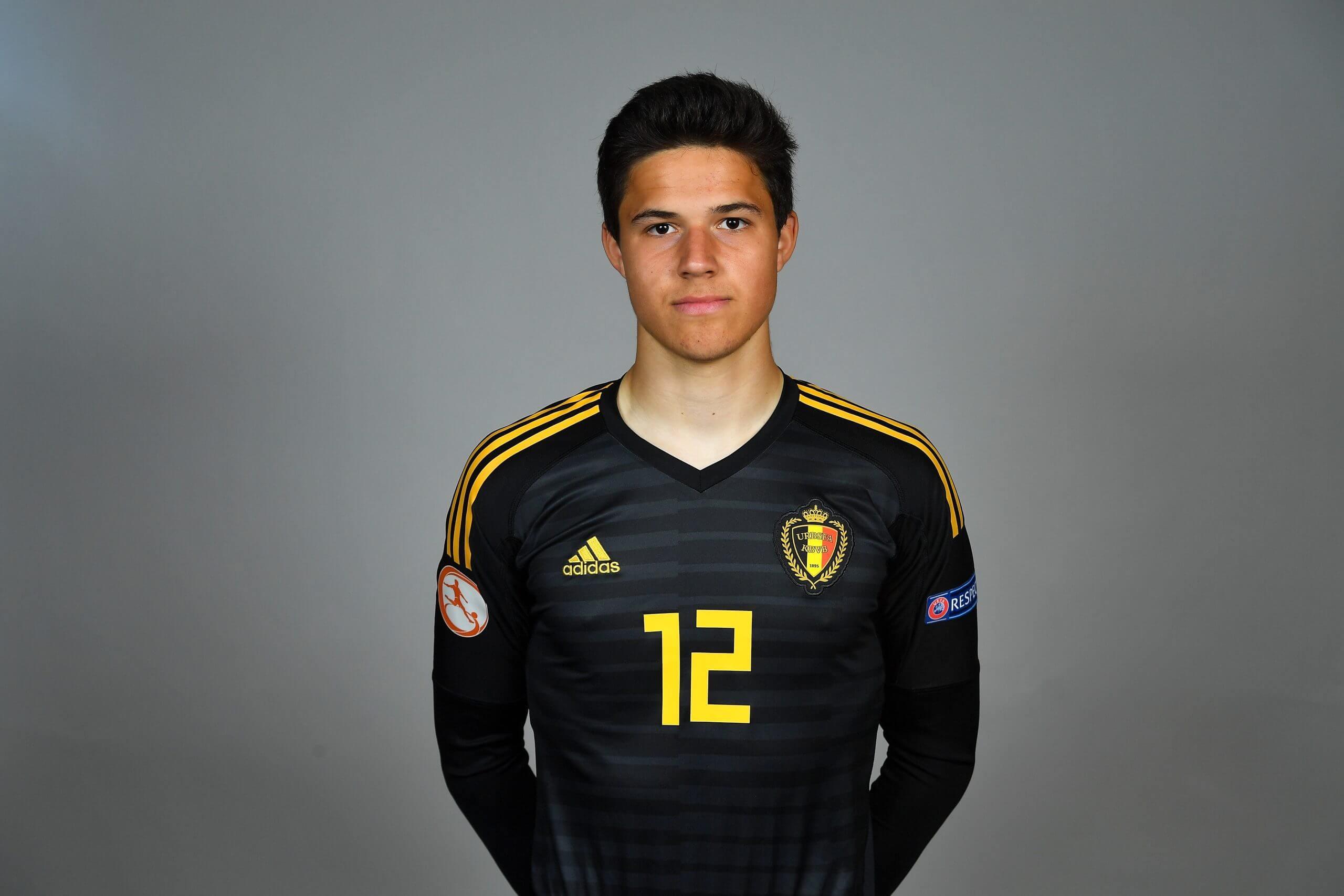 比利时门将拉门斯：从讨厌跑步到曼联首发的逆袭之路