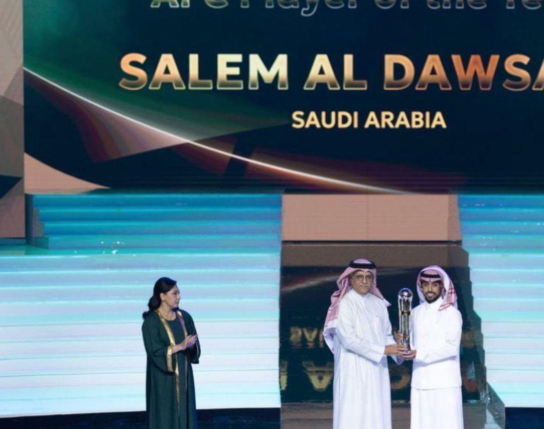 亚足联2025年度颁奖：中国队颗粒无收，王霜惜败日本，朝鲜揽三奖