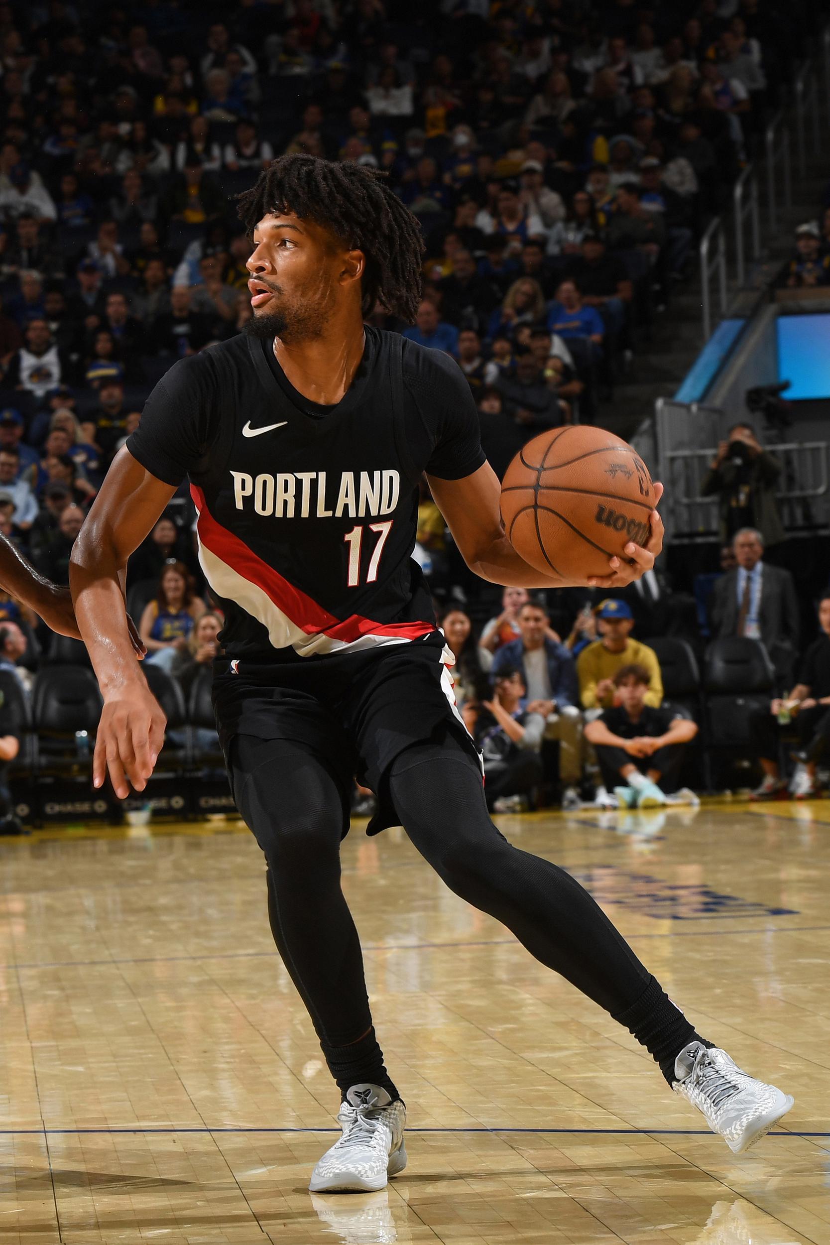 NBA季前赛激战：开拓者与爵士三分狂潮，合计出手91次破百得分