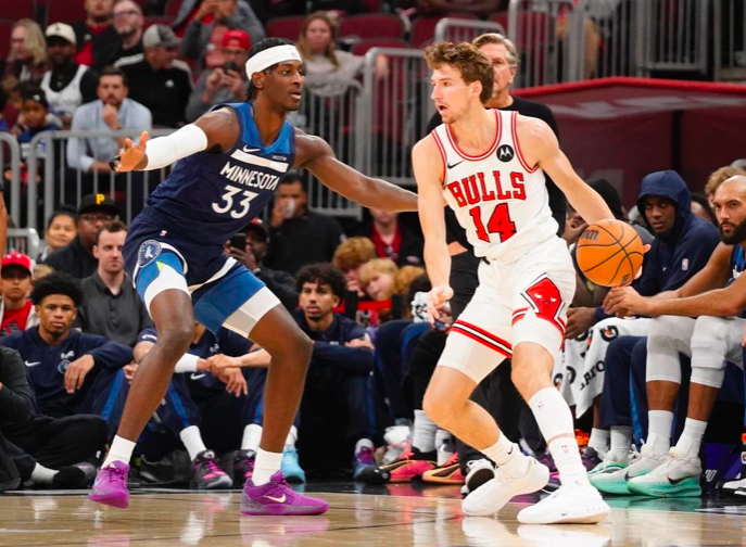 7人得分上双！公牛逆转西部劲旅森林狼，爱德华兹25+7+5难救主